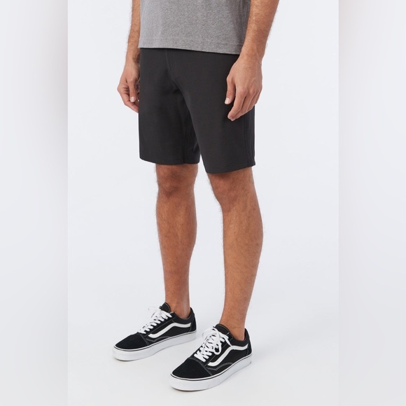 O’Neill | Reserve Light Check 19” Hybrid Shorts - Picture 2 of 14